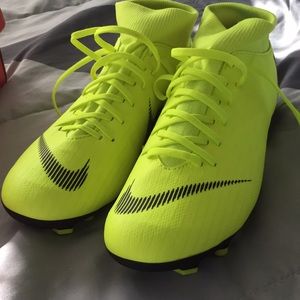 Superfly 6 Academy Nike soccer cleats